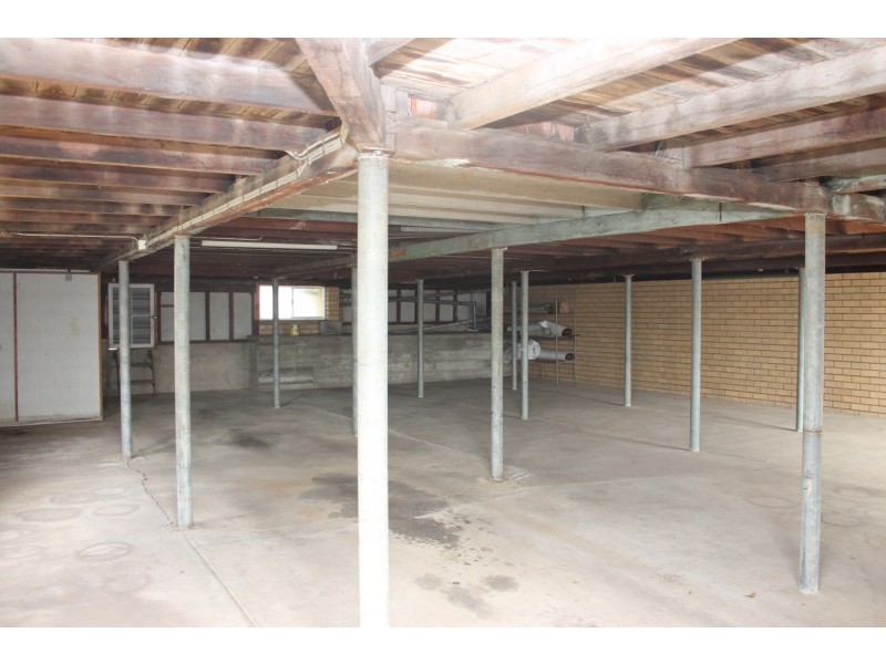 64 Roderick Street, Ipswich QLD 4305