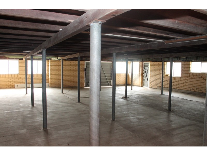 64 Roderick Street, Ipswich QLD 4305