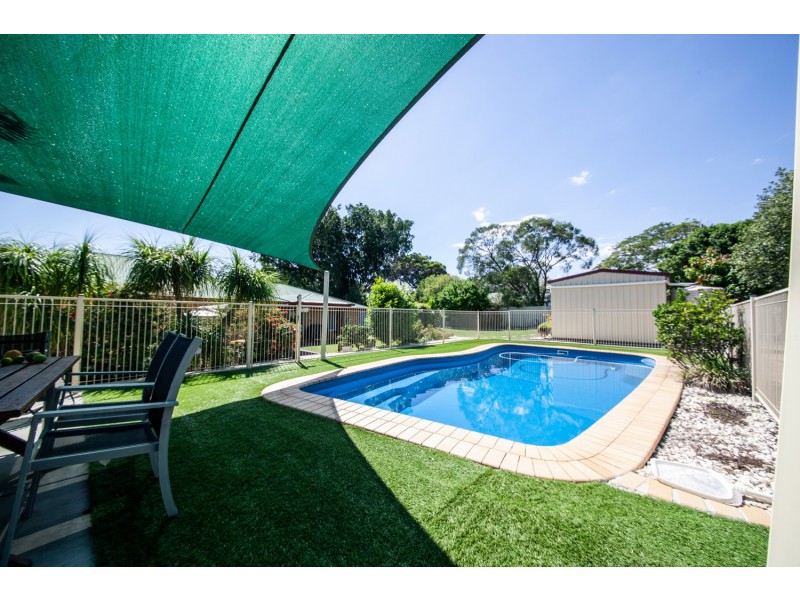 4A THERESE COURT, Flinders View QLD 4305