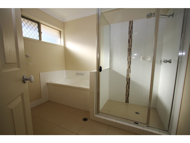 17 Chanel Court, Wulkuraka QLD 4305