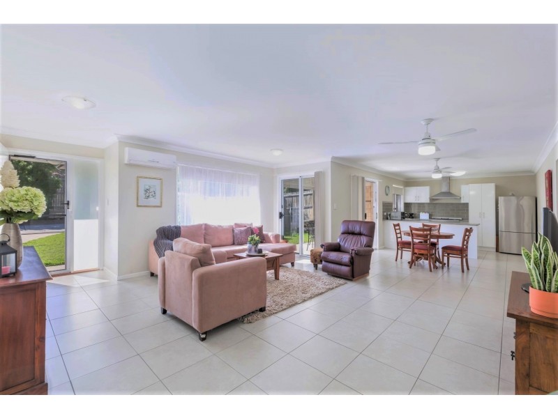 1/13A POMMER STREET, Brassall QLD 4305