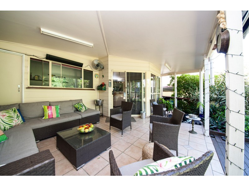 6 ELIZABETH STREET, Woodend QLD 4305