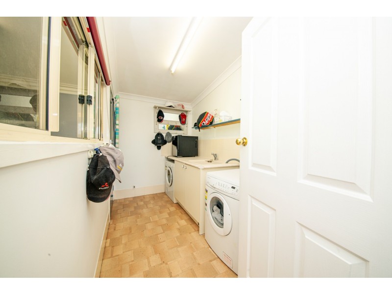 6 ELIZABETH STREET, Woodend QLD 4305