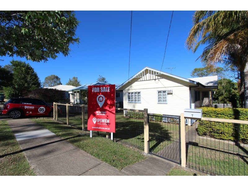 7 SAMFORD ROAD, Leichhardt QLD 4305