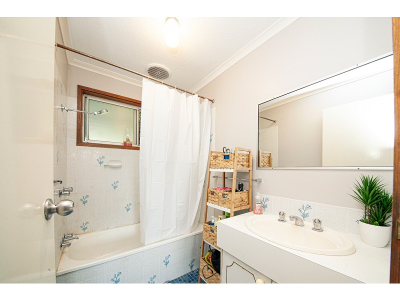 64 NAOMAI STREET, Bundamba QLD 4304