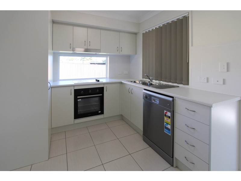 2/30 Marginson Street, Leichhardt QLD 4305