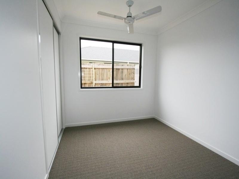 7 Brolga Street, Lowood QLD 4311