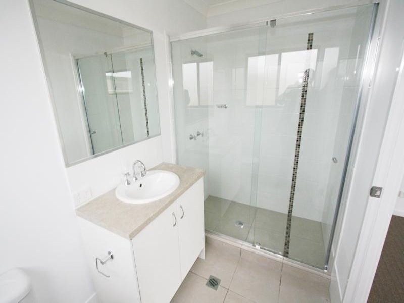 7 Brolga Street, Lowood QLD 4311