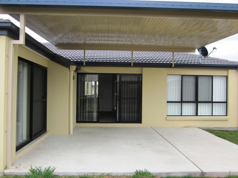 7 Brolga Street, Lowood QLD 4311