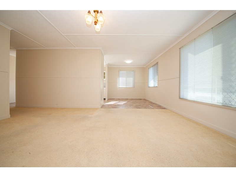 183 WHITEHILL ROAD, Raceview QLD 4305
