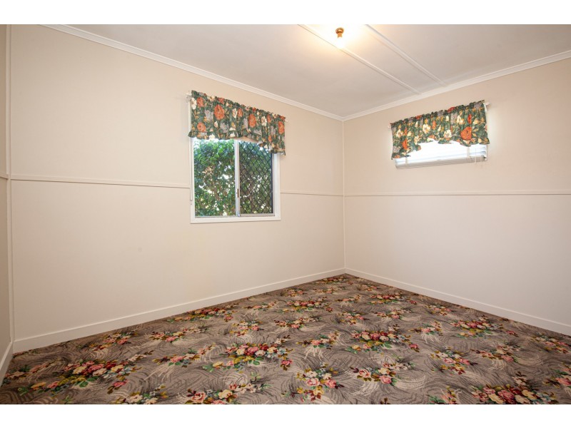 183 WHITEHILL ROAD, Raceview QLD 4305