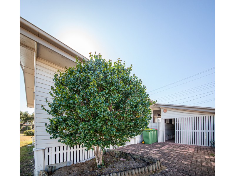 183 WHITEHILL ROAD, Raceview QLD 4305