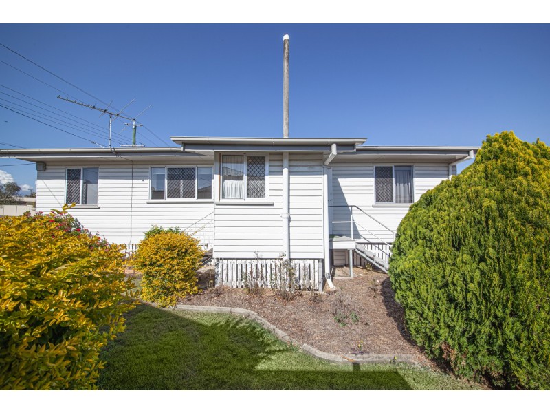 183 WHITEHILL ROAD, Raceview QLD 4305