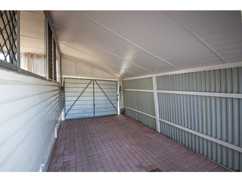 183 WHITEHILL ROAD, Raceview QLD 4305