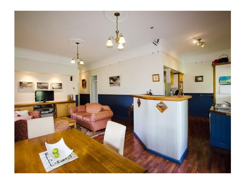 4 W M Hughes Street, North Ipswich QLD 4305