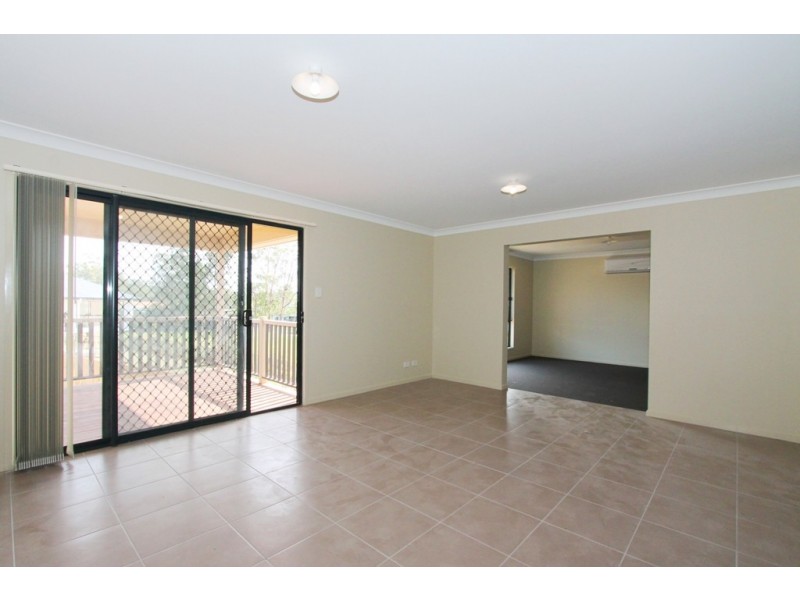 28 Brentwood Drive, Bundamba QLD 4304