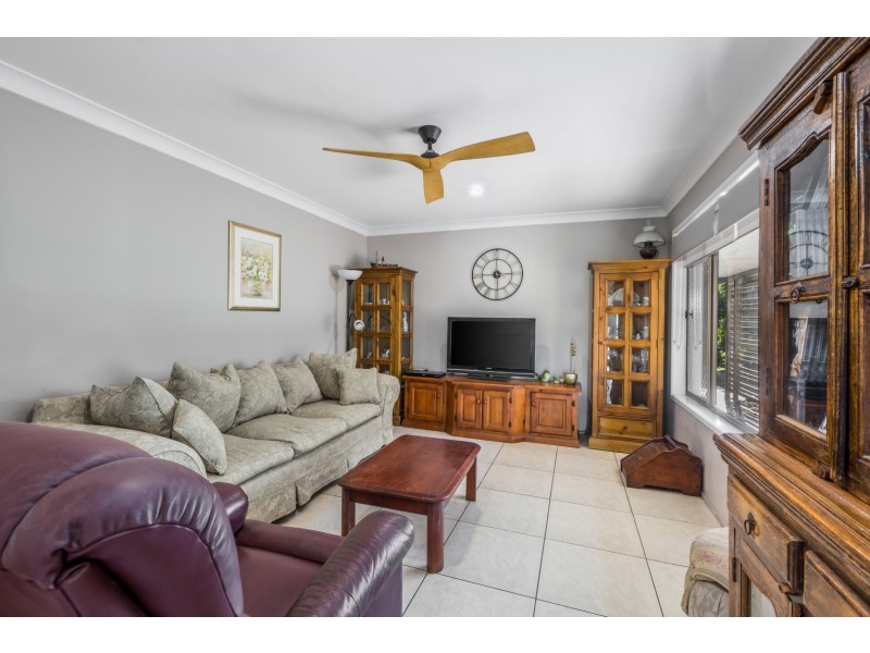 9 RANCH STREET, Brassall QLD 4305