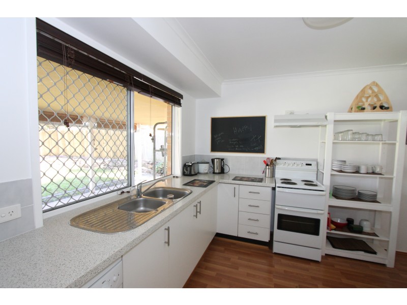 17 Riverside Avenue, Barellan Point QLD 4306