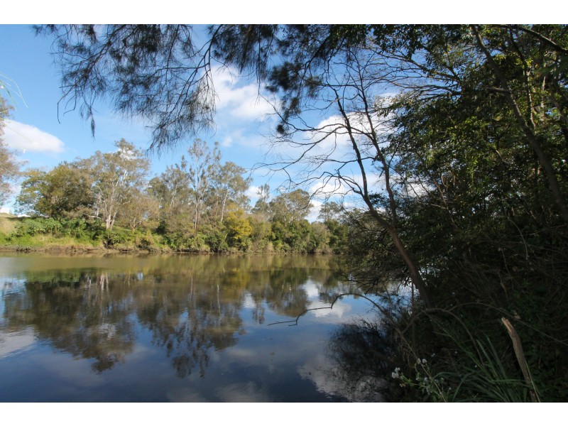 17 Riverside Avenue, Barellan Point QLD 4306