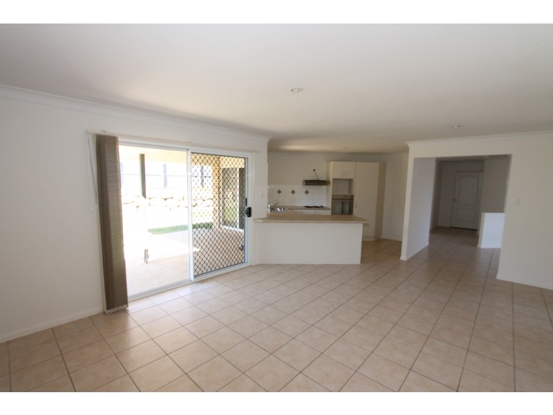 4 Stitz Court, Brassall QLD 4305