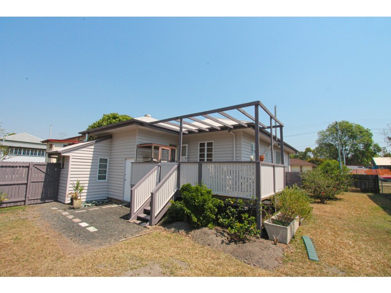 26 Woodford Street, One Mile QLD 4305