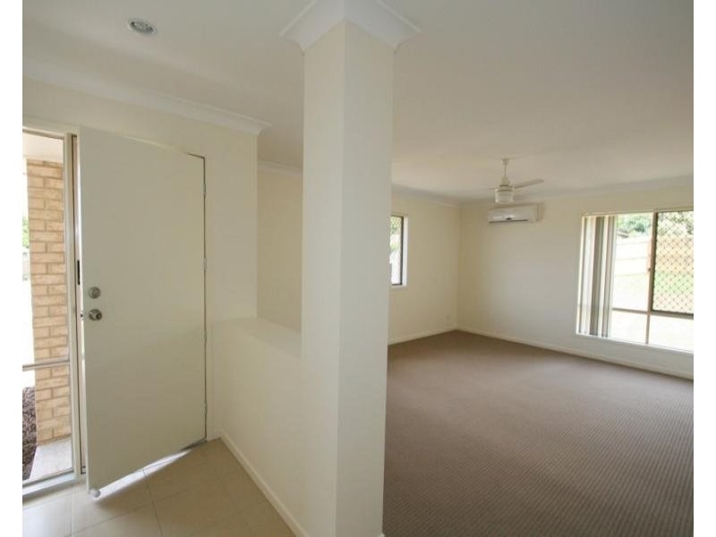 6 Armani Avenue, Wulkuraka QLD 4305