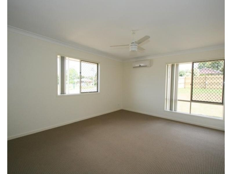 6 Armani Avenue, Wulkuraka QLD 4305