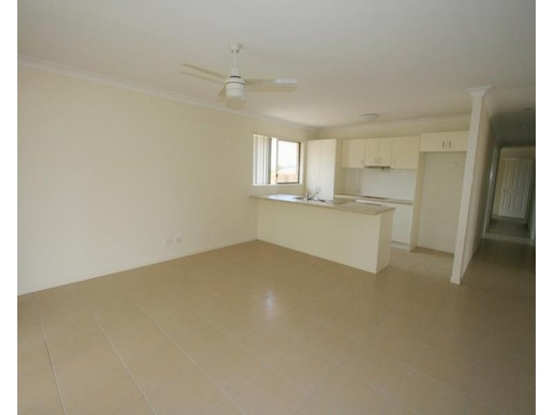 6 Armani Avenue, Wulkuraka QLD 4305