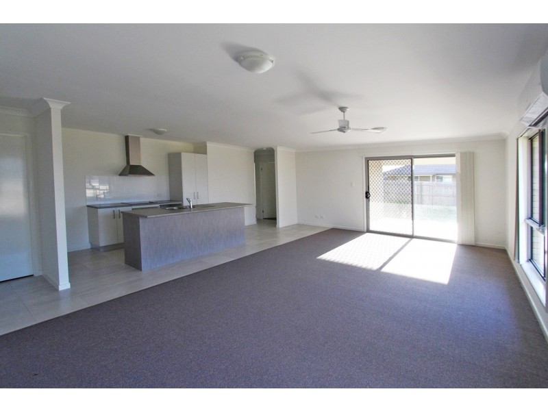 77 Tawney Street, Lowood QLD 4311