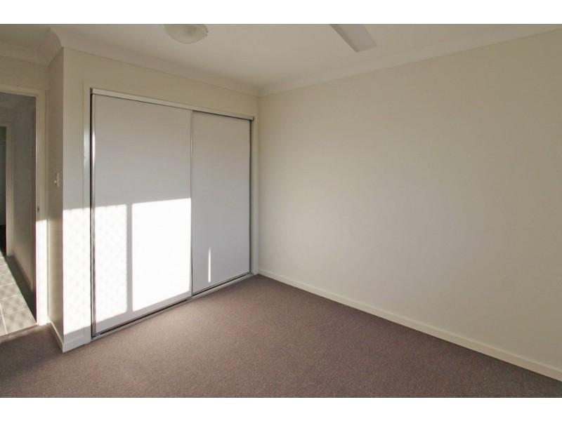 77 Tawney Street, Lowood QLD 4311