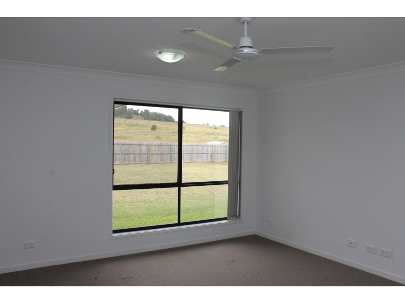 60 Sandpiper Drive, Lowood QLD 4311