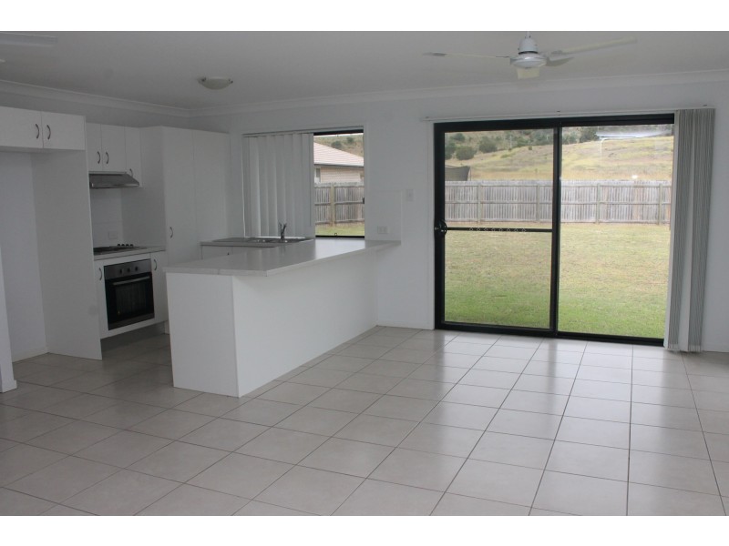 60 Sandpiper Drive, Lowood QLD 4311