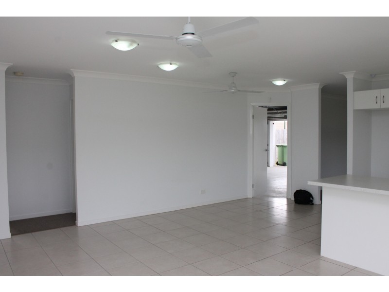 60 Sandpiper Drive, Lowood QLD 4311