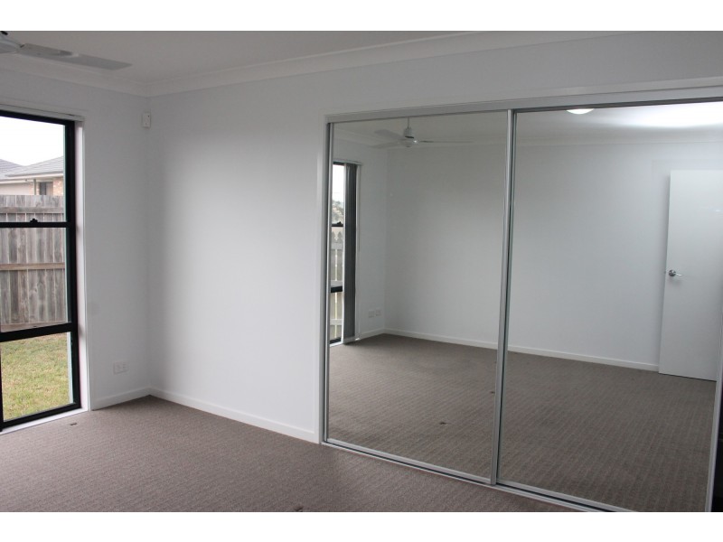 60 Sandpiper Drive, Lowood QLD 4311