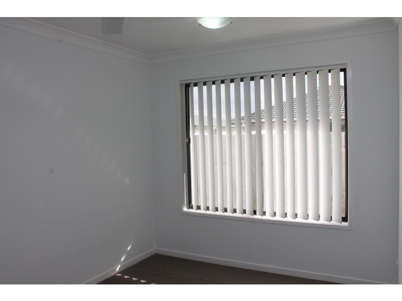 60 Sandpiper Drive, Lowood QLD 4311