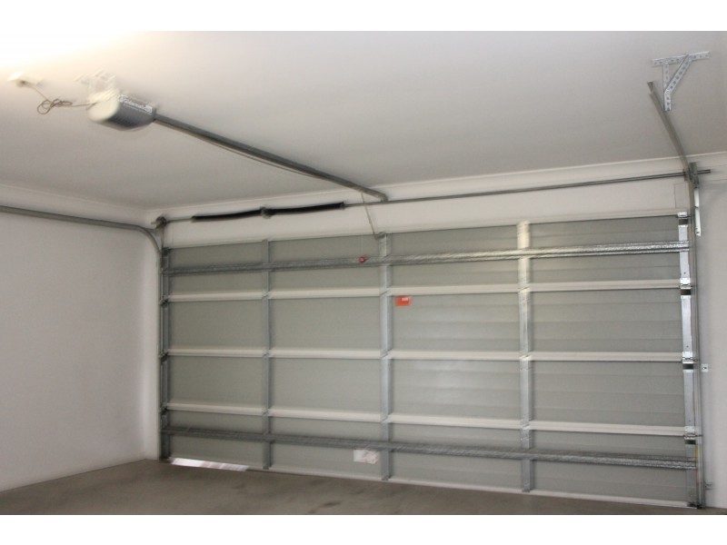 60 Sandpiper Drive, Lowood QLD 4311