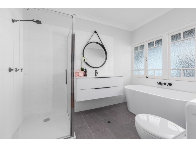 23 MOFFATT STREET, Ipswich QLD 4305