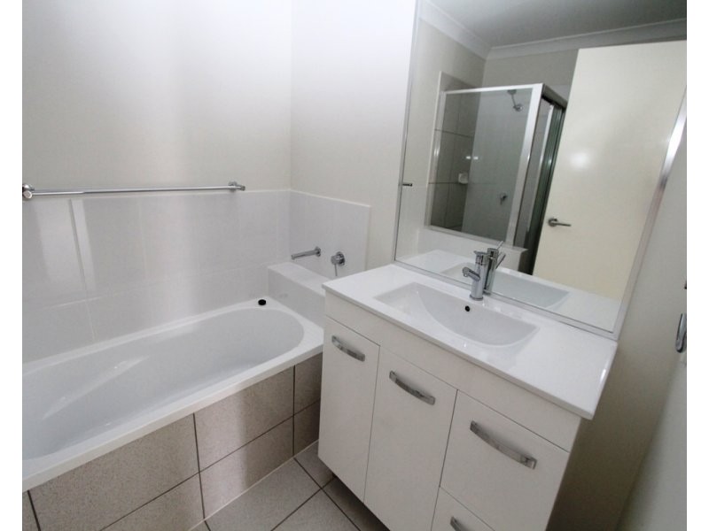 1/23 Tawney Street, Lowood QLD 4311