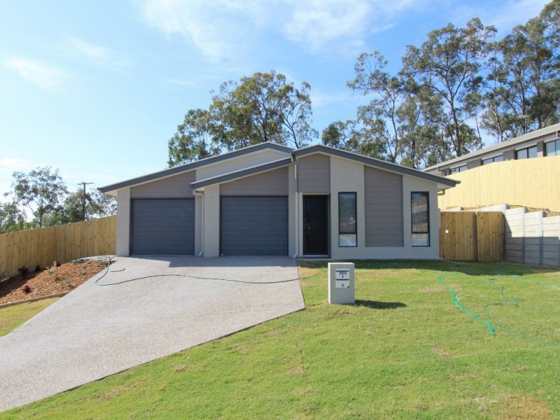 2/6 Soho Drive, Deebing Heights QLD 4306