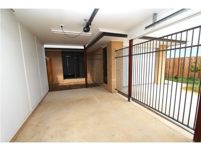 2/39 Tawney Street, Lowood QLD 4311