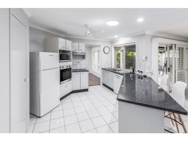 6 CRAIGERNE CLOSE, Brassall QLD 4305