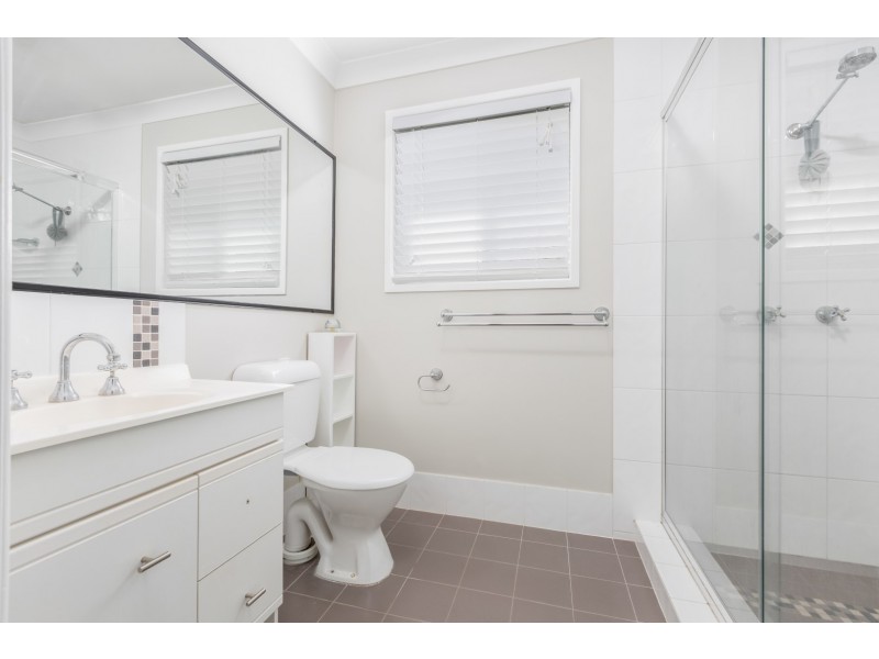 6 CRAIGERNE CLOSE, Brassall QLD 4305