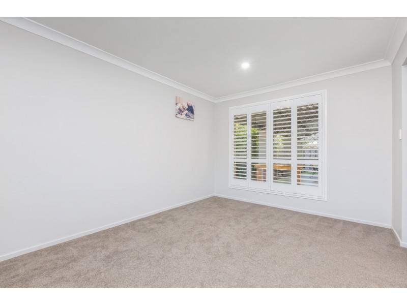 6 CRAIGERNE CLOSE, Brassall QLD 4305