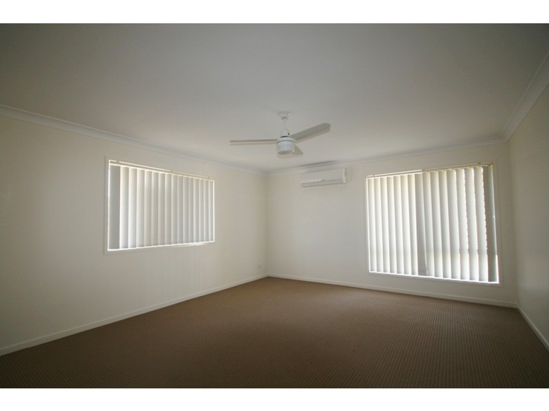 17 Armani Avenue, Wulkuraka QLD 4305