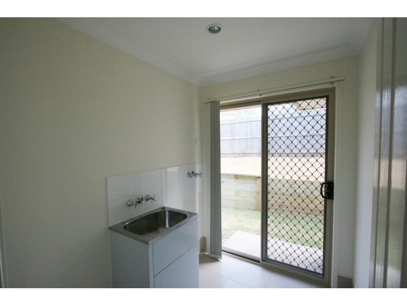 17 Armani Avenue, Wulkuraka QLD 4305