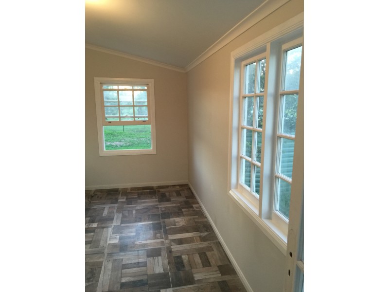 27 Fielding Road, College View QLD 4343