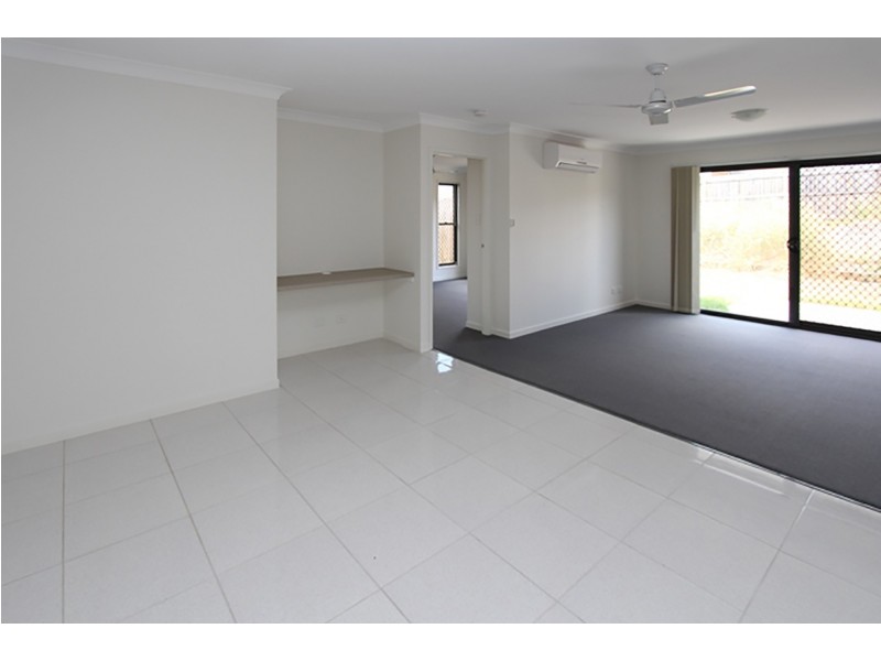 1/39 Tawney Street, Lowood QLD 4311