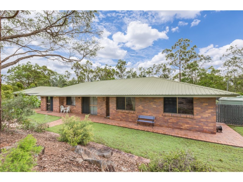 107 Velvet Street, Pine Mountain QLD 4306