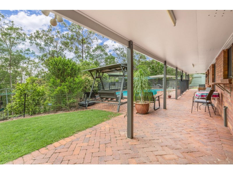 107 Velvet Street, Pine Mountain QLD 4306