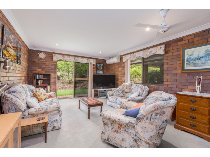 107 Velvet Street, Pine Mountain QLD 4306